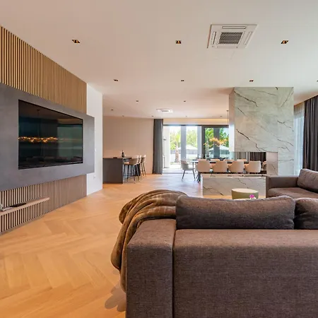 Neo Zadarvillas Villa