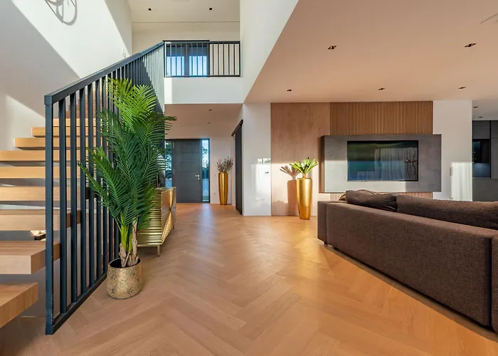 Βίλα Neo Zadarvillas