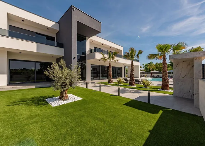 Neo Zadarvillas *