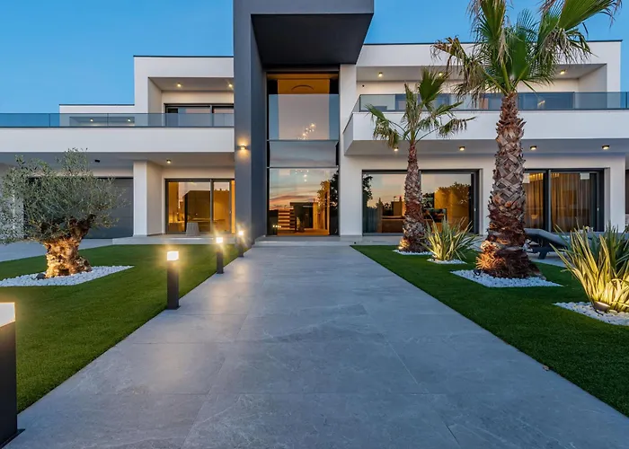 Neo Zadarvillas *